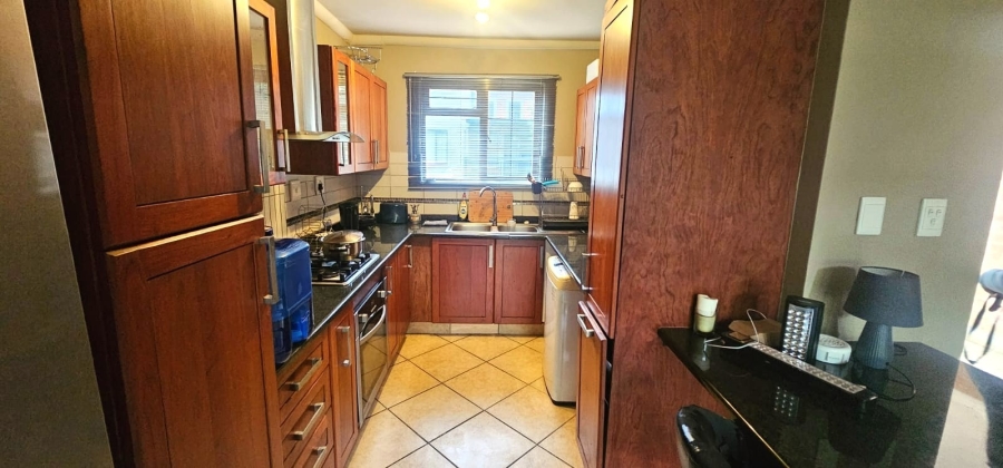 To Let 3 Bedroom Property for Rent in Waterval East North West